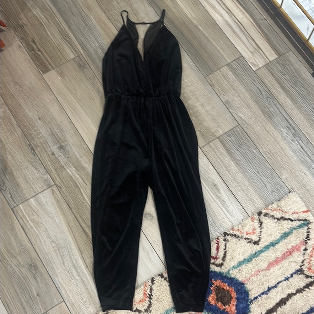 Elegant Black velvet Jumpsuit
